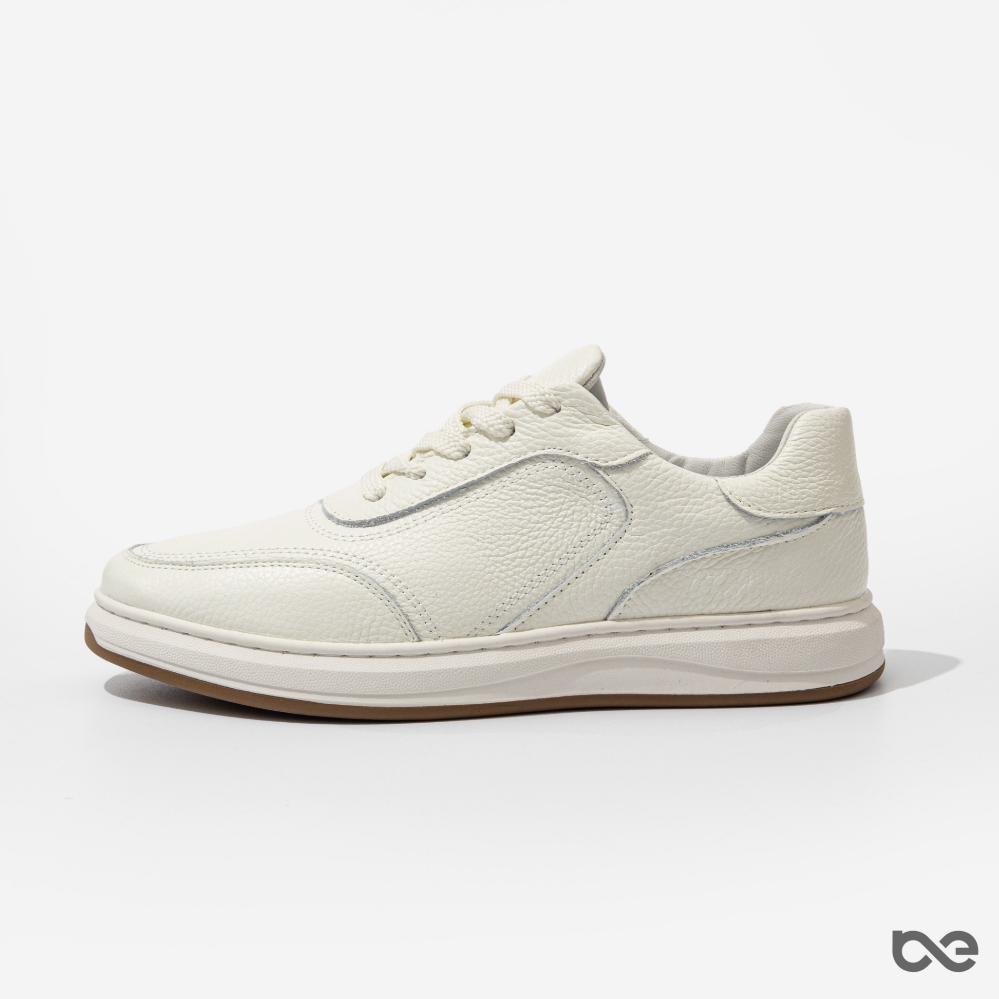 Arctic Sneakers | Trắng