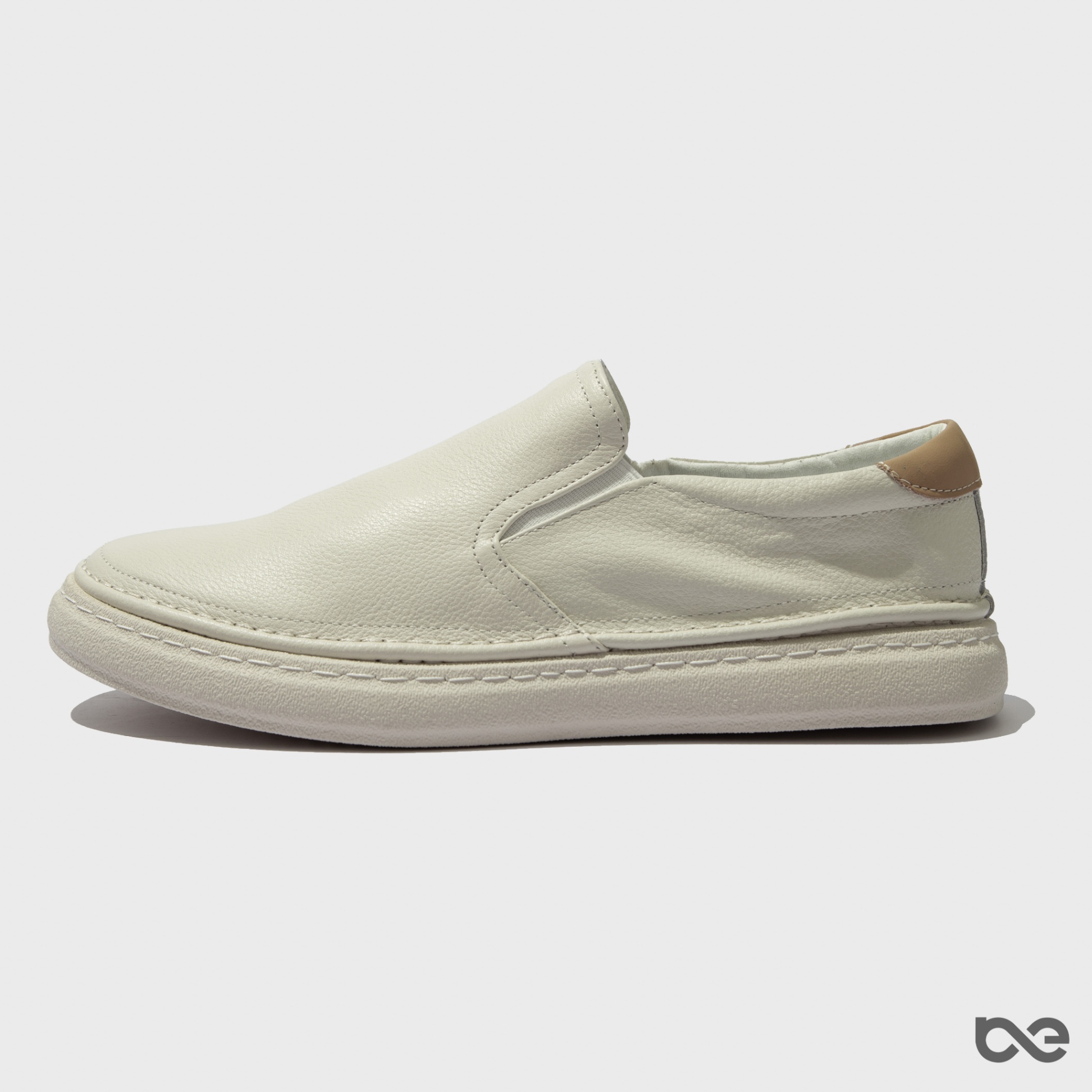 Latte Slip-On | Trắng