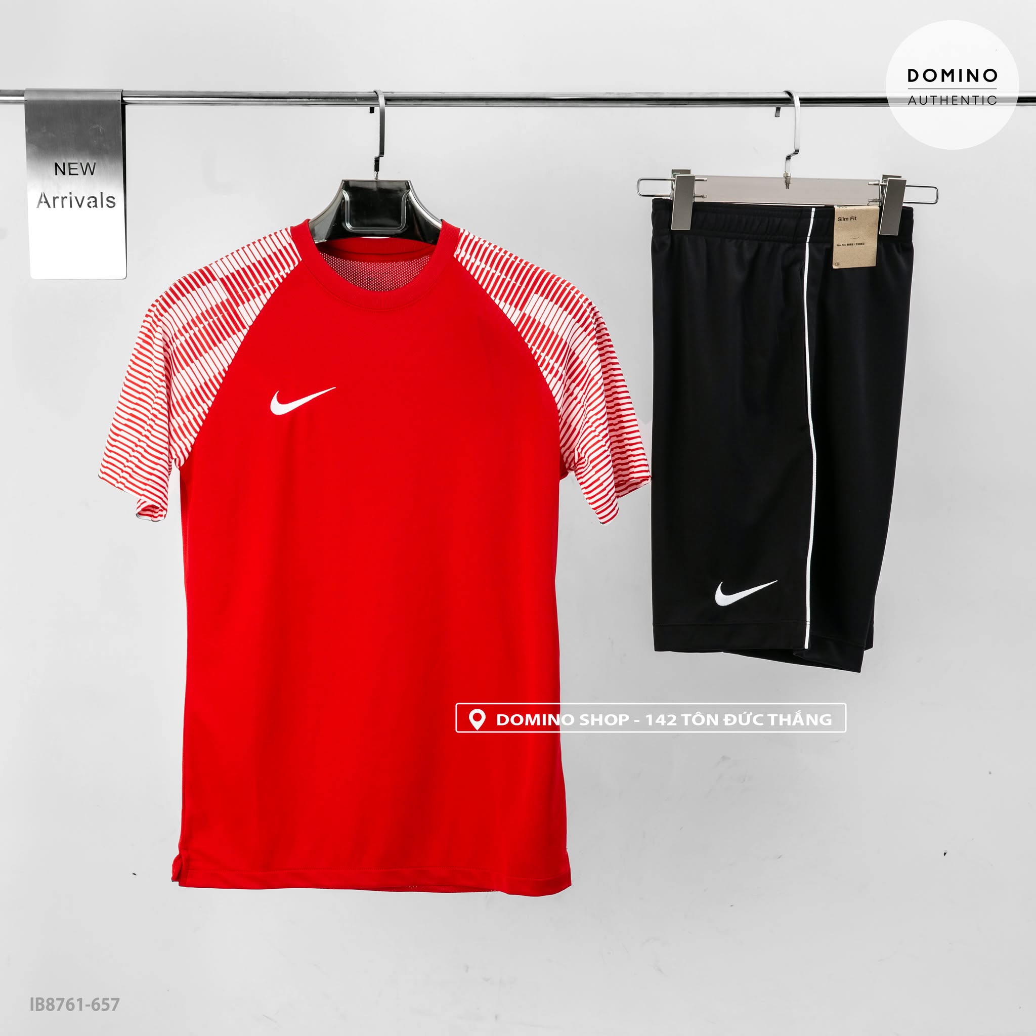NIKE DRI-FIT ACADEMY SET (RED T-SHIRT) - IR8423-100 - IB8761-657