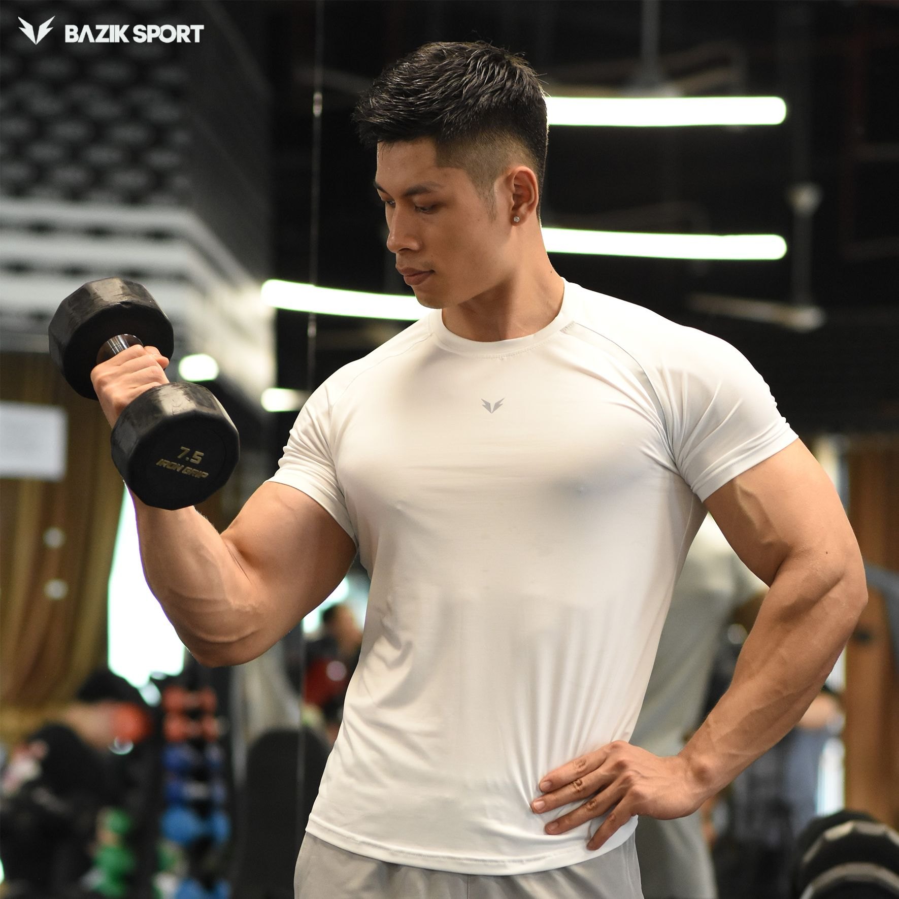 Áo Thun Thể Thao BAZIK Iron Wings W04