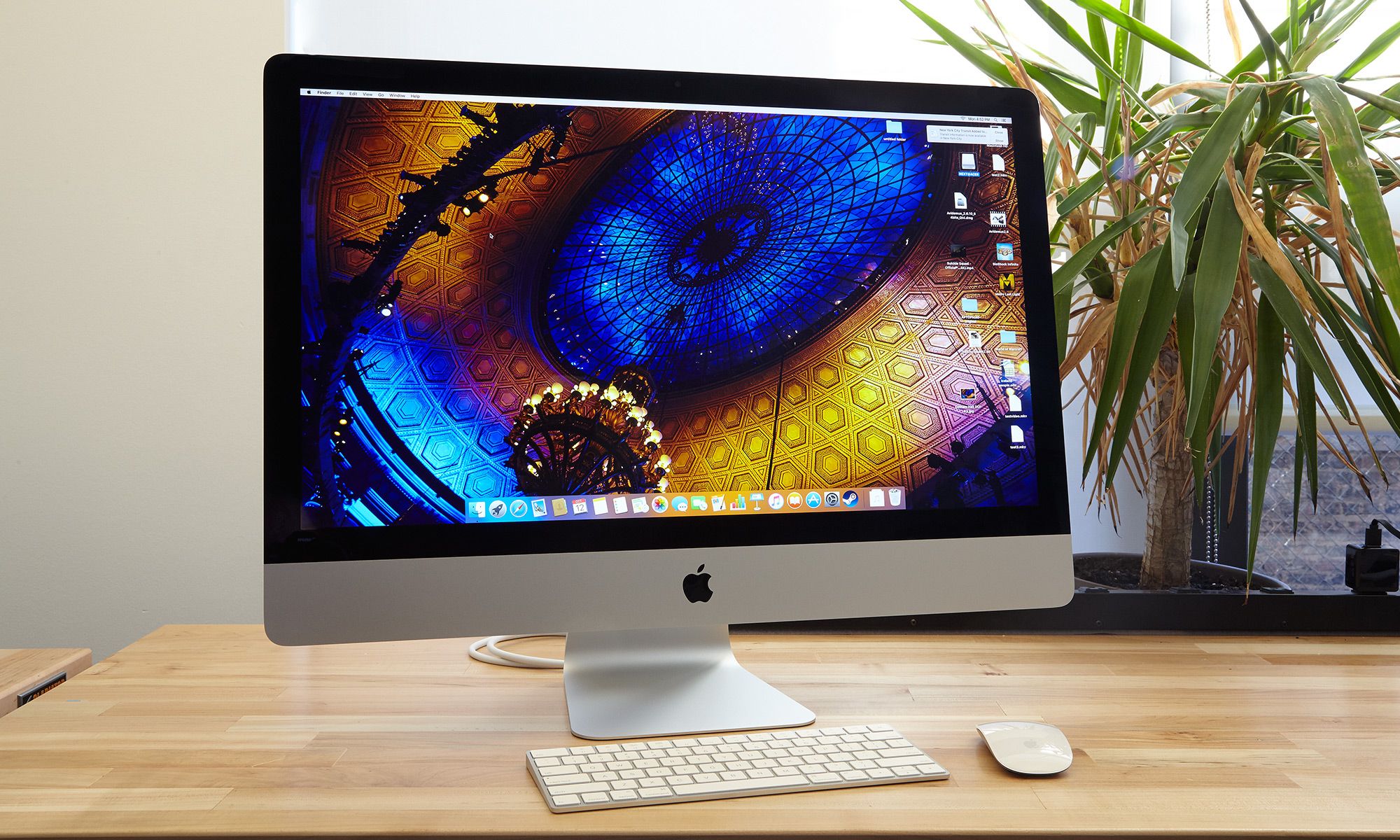 iMac có hệ thống loa chất lượng với âm thanh sắc nét