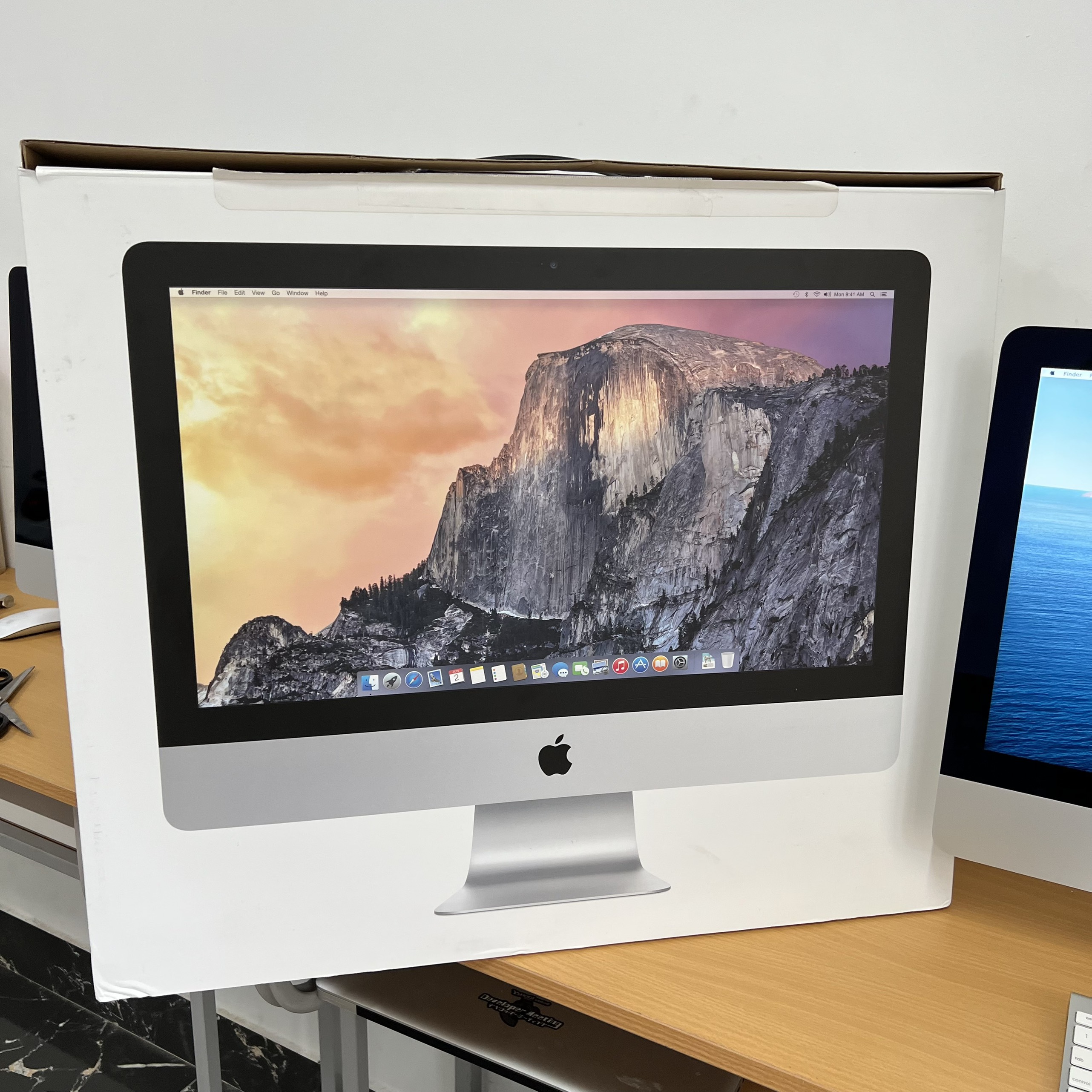 iMac 2013 21.5 inch i5/8GB/1TB HDD - Full phụ kiện