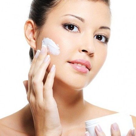 Những thành phần trị mụn không cần mua theo toa, trị mụn tại nhà
