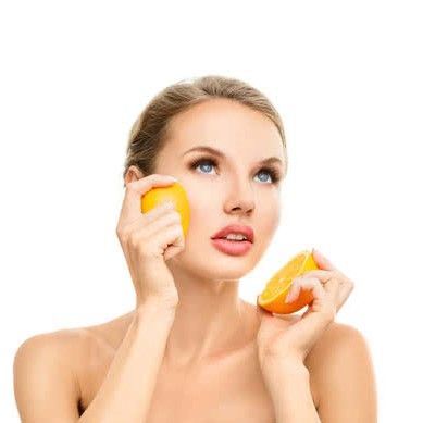 Tại sao bác sỹ da liễu khuyên dùng Vitamin C cho da