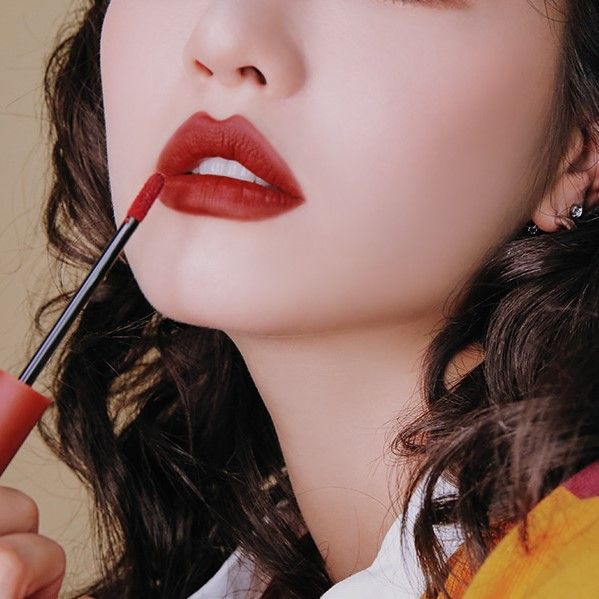 TOP 7 Thương Hiệu Son Màu Nâu Đỏ Làm Điên Đảo Chị Em