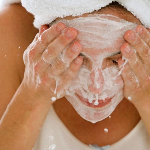 10 sai lầm khi rửa mặt ‘huỷ hoại’ làn da tự nhiên
