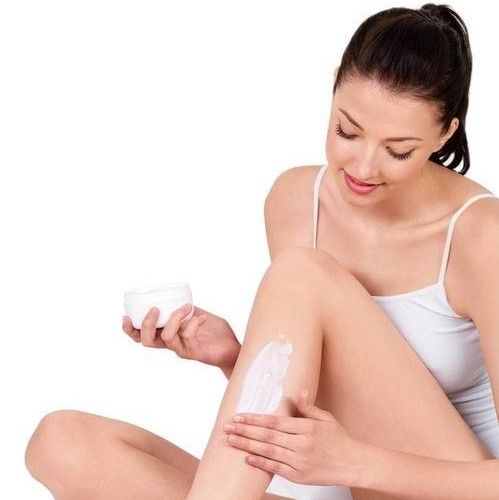 Kem make up body Body Sylic Whitening là sự kết hợp hoàn hảo giữa kem dưỡng sáng da