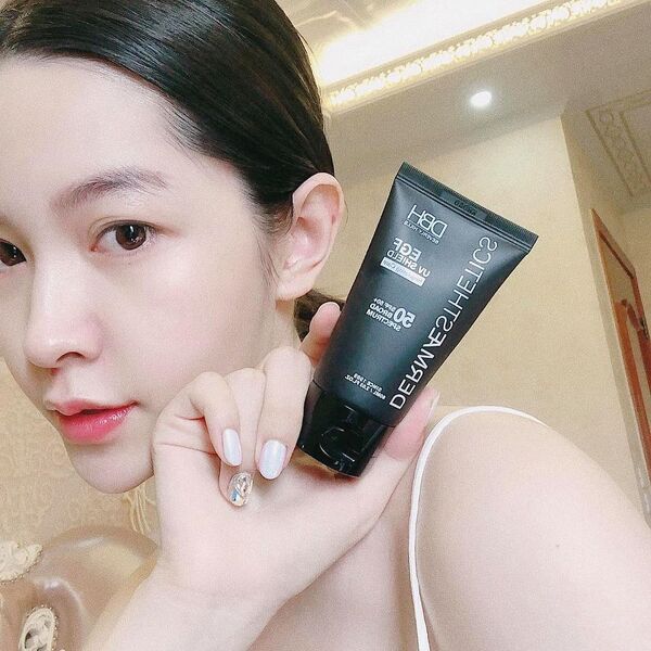 Kem chống nắng DBH EGF UV Shield SPF47 PA+++