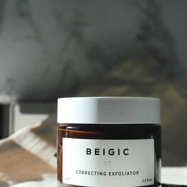 Tẩy tế bào chết Beigic Correcting Exfoliator