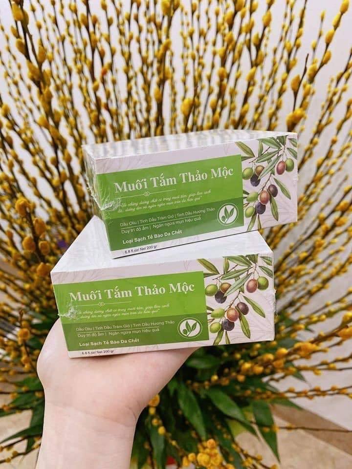 Muối tắm thảo mộc BioCos - Loại sạch tế bào da chết