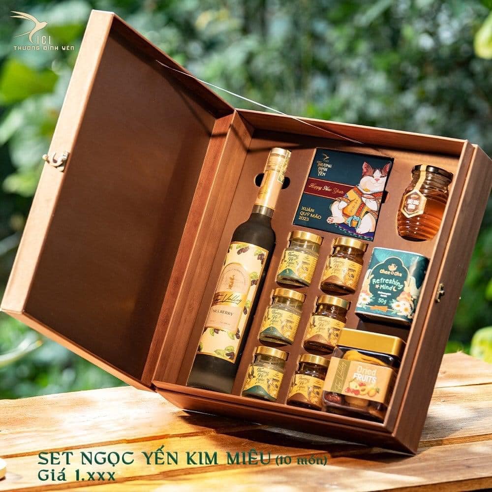 Sét Quà Tặng Thượng Vy Yến - Ngọc Yến Kim Miêu cao cấp (10 món)