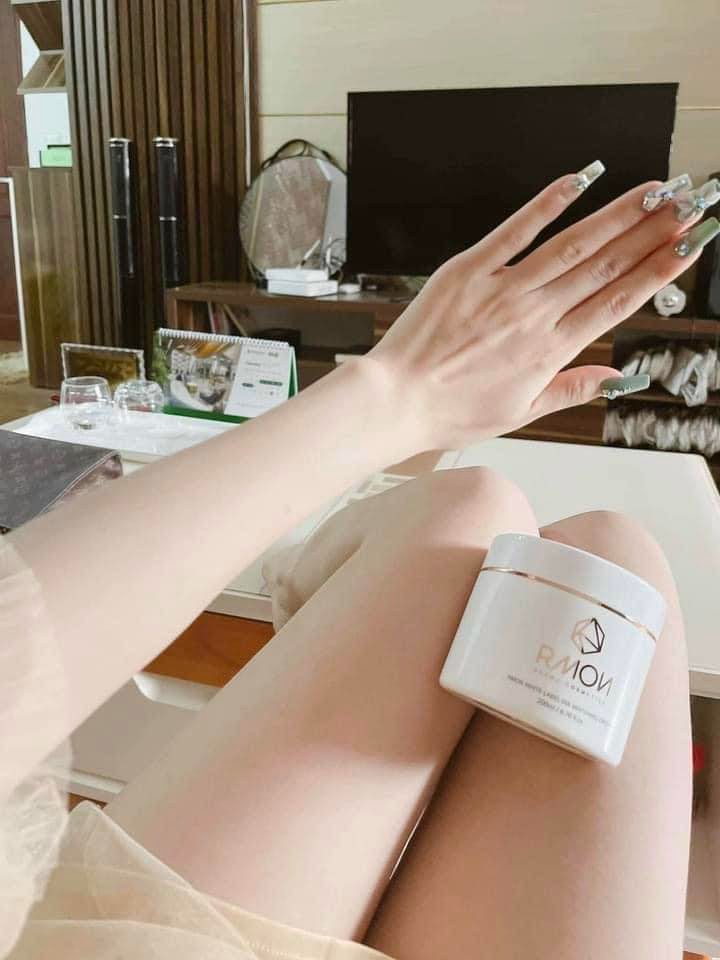 Kem body tế bào gốc Rmon - Nhập khẩu chính hãng 200ml