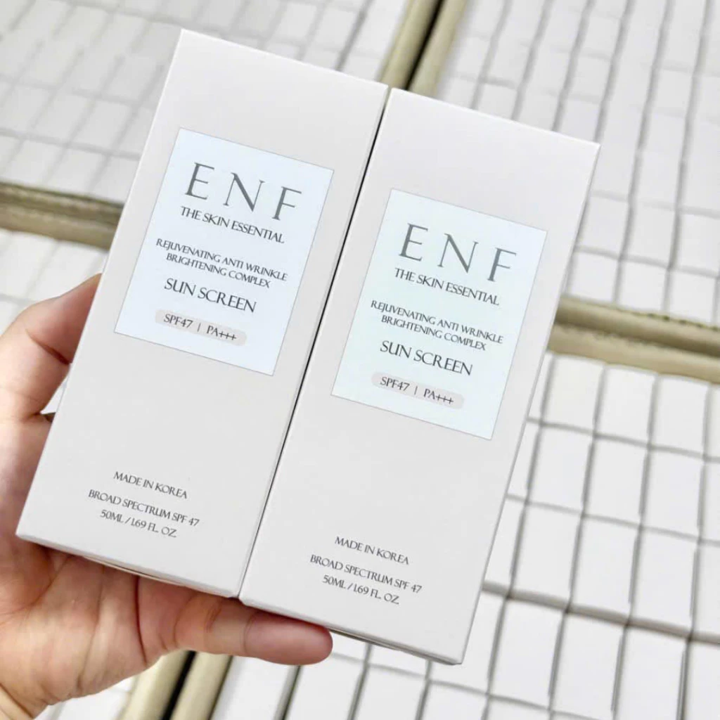 Kem chống nắng ENF (The Skin Essentials SPF47 PA+++) màu trắng