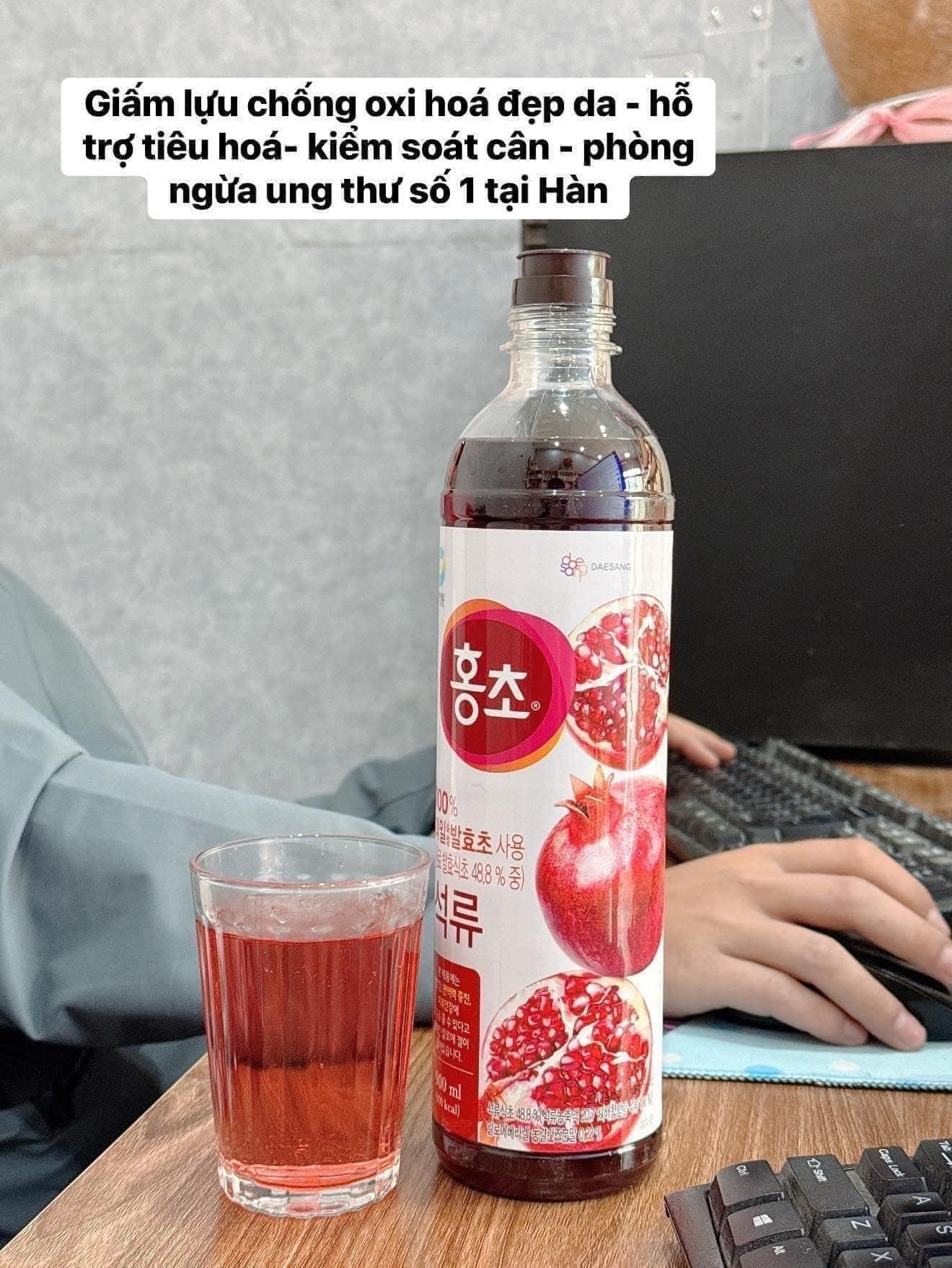 Nước Uống Giấm Hữu Cơ Lên Men Vị Lựu 900ml