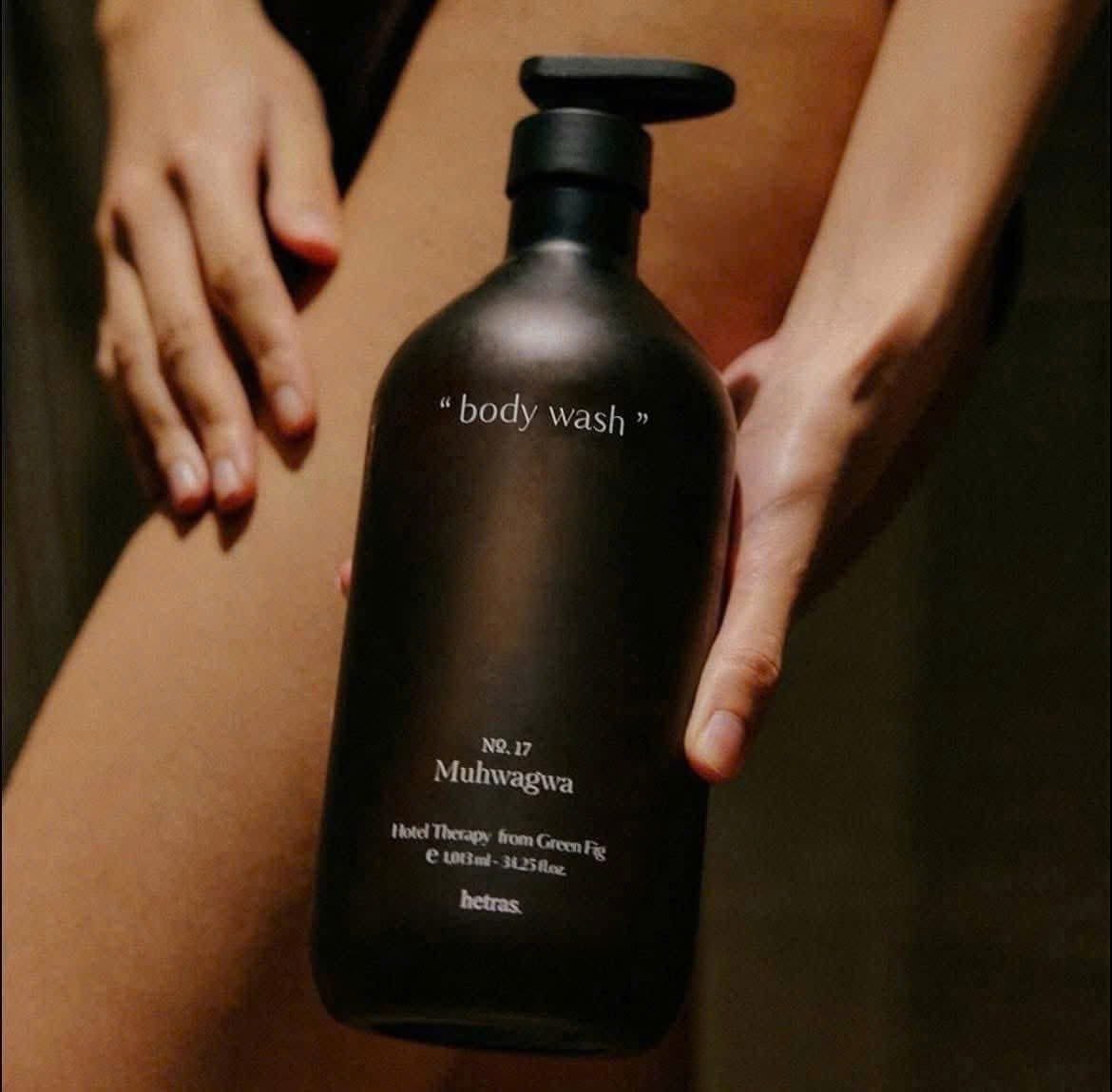 Sữa Tắm Hetras Hotel Therapy Body Wash No17 Muhwagwa 1013ml