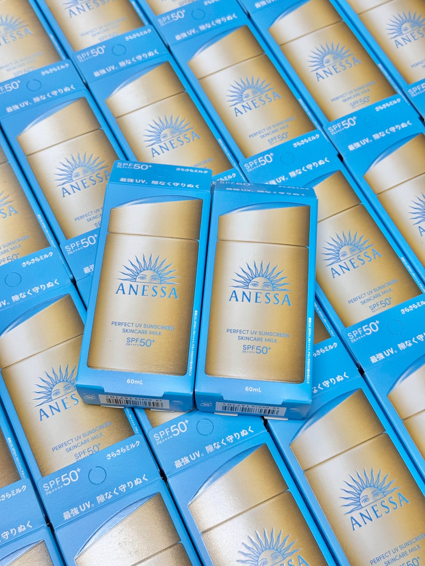 Sữa chống nắng dưỡng da kiềm dầu bảo vệ hoàn hảo SPF50+ PA++++ 60ml ANESSA