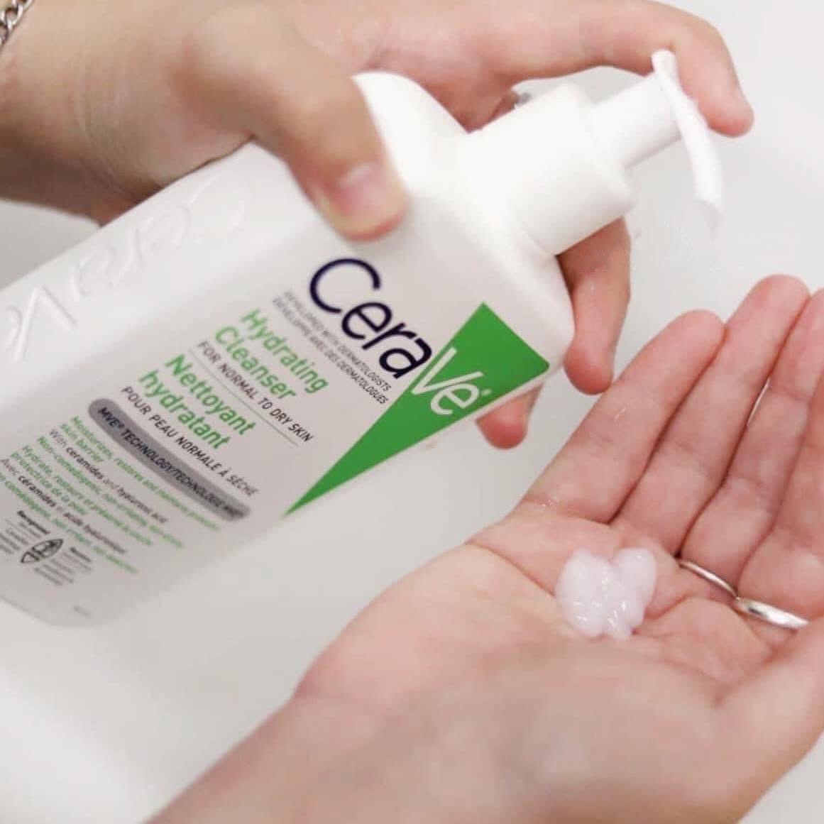 Sữa rửa mặt Cerave 473ml dành cho da khô - xanh lá