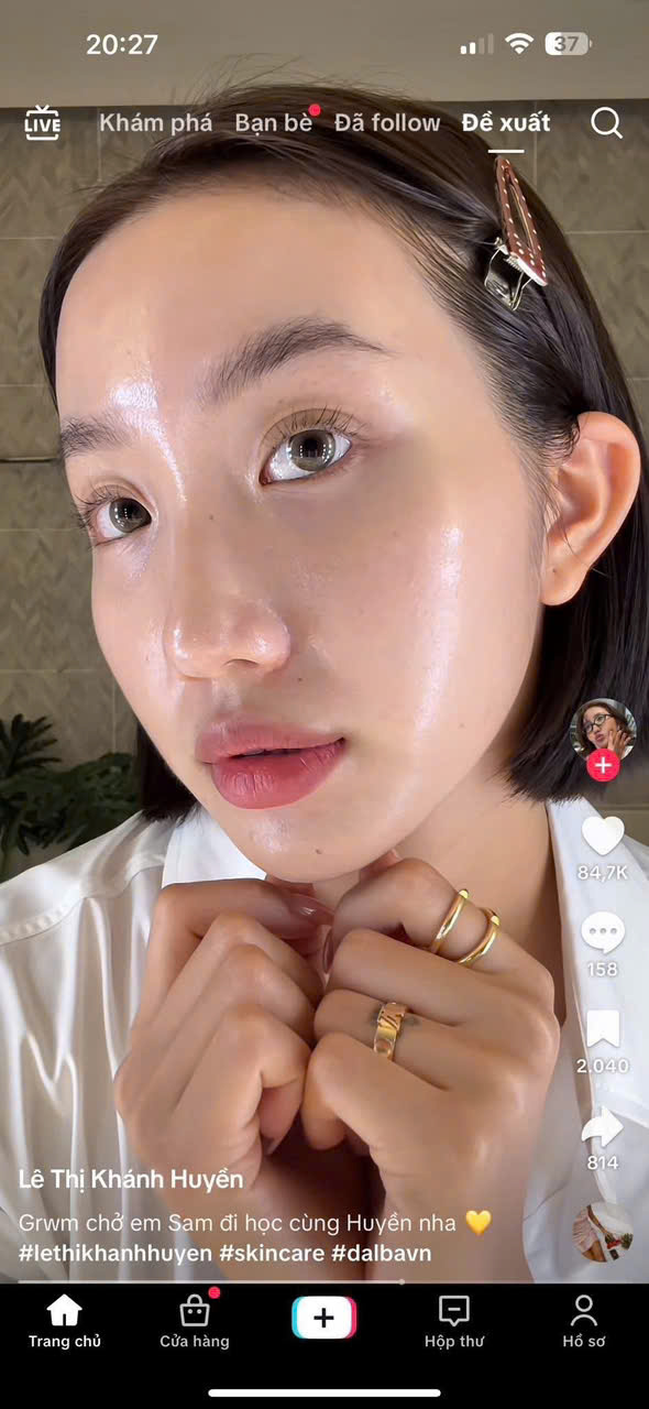 Xịt Khoáng D'Alba First Spray Serum Hydrates & Radiant Skin 100ml (màu vàng)