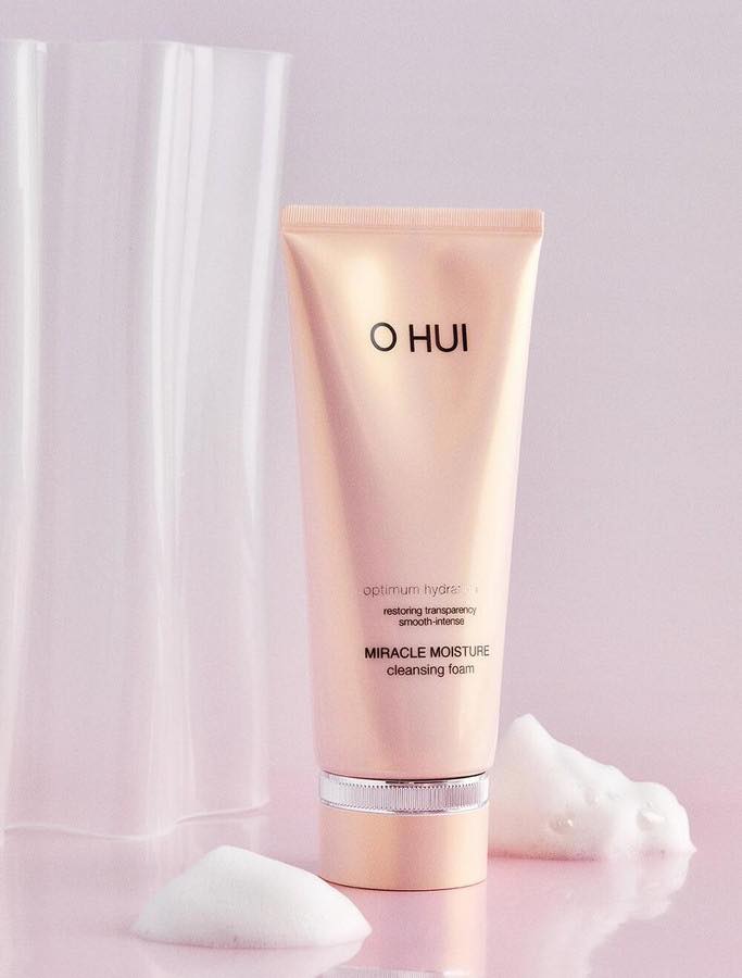 Sua-rua-mat-duong-am-OHUI-Miracle-Moisture-Cleansing-Foam_582612574_1282737327224030_3659678044223296173_n.jpg