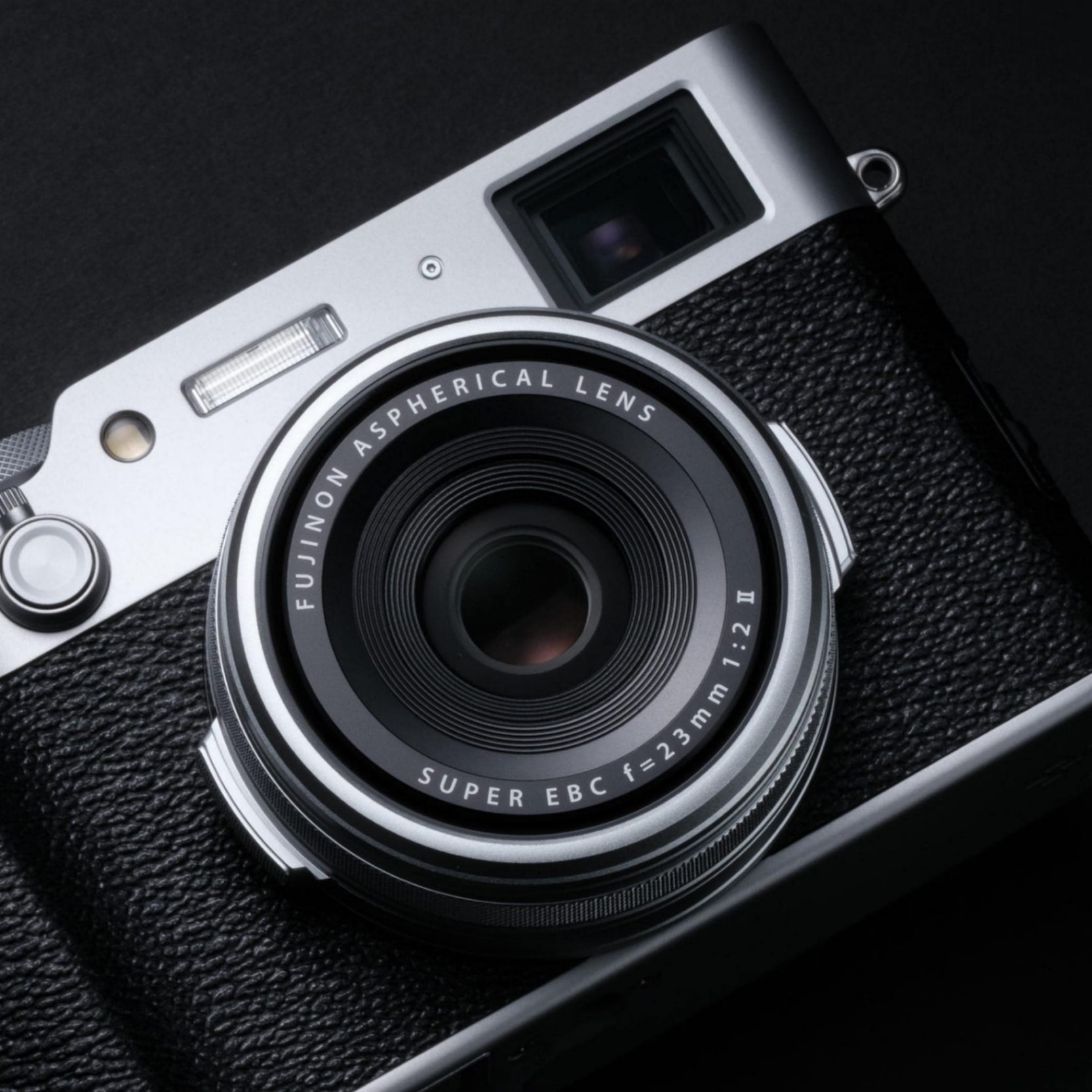 Máy ảnh Fujifilm X100VI màu bạc - Chính hãng